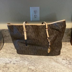 Michael Kors purse